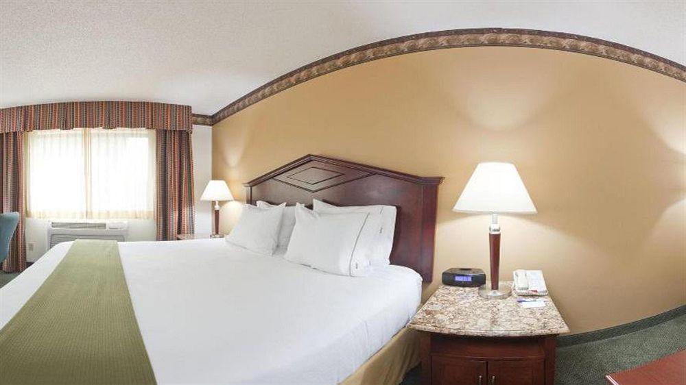 Holiday Inn Express Hotel & Suites Minneapolis-Golden Valley By Ihg Сент-Луіс-Парк Екстер'єр фото