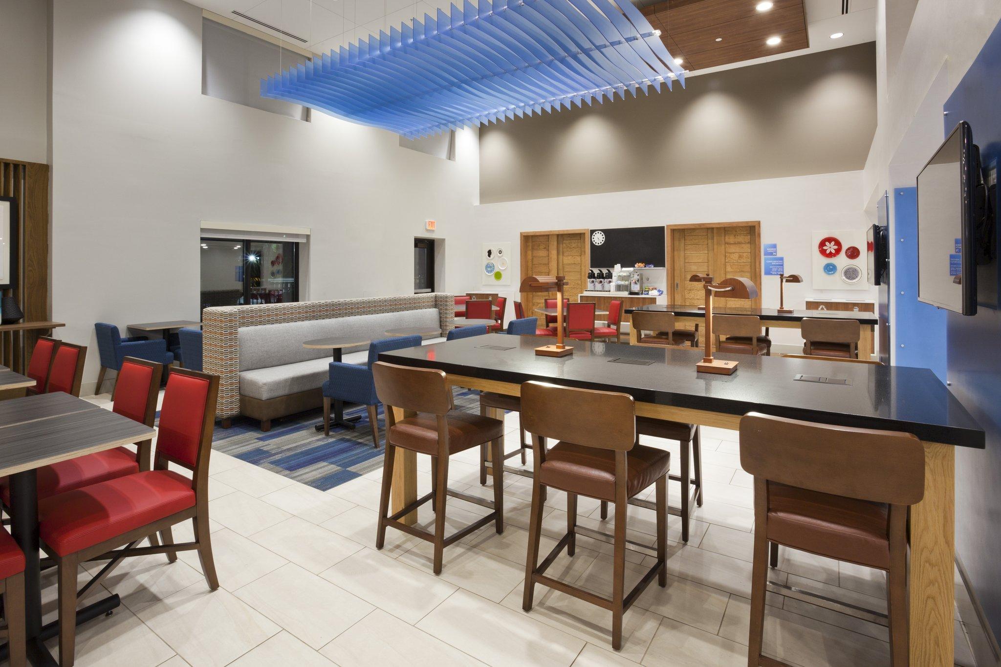 Holiday Inn Express Hotel & Suites Minneapolis-Golden Valley By Ihg Сент-Луіс-Парк Екстер'єр фото